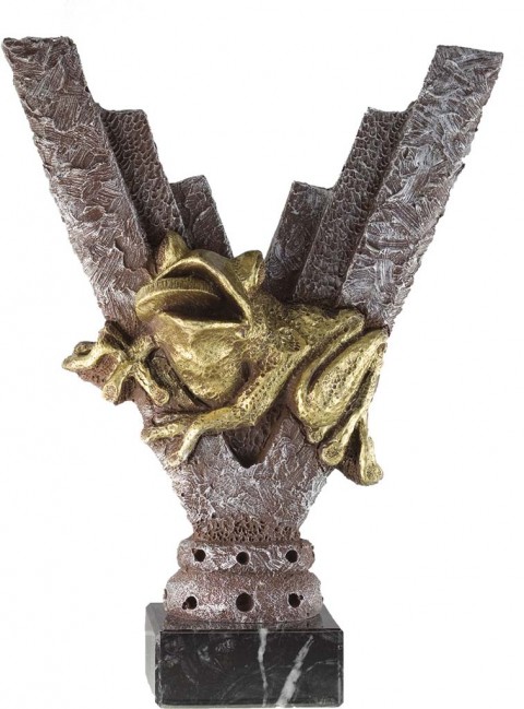 trofeo resina rana 25 cm.