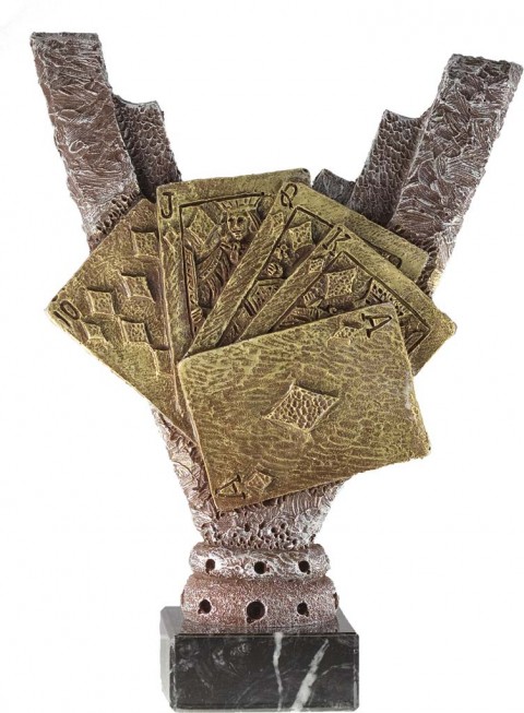 trofeo resina cartas 25 cm.