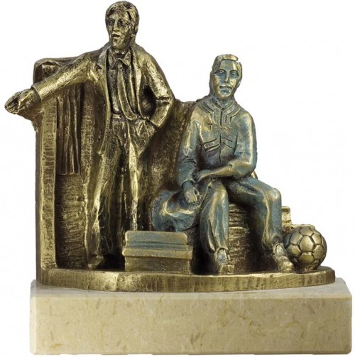 TROFEO RESINA FUTBOL ENTRENADOR 17 cm.