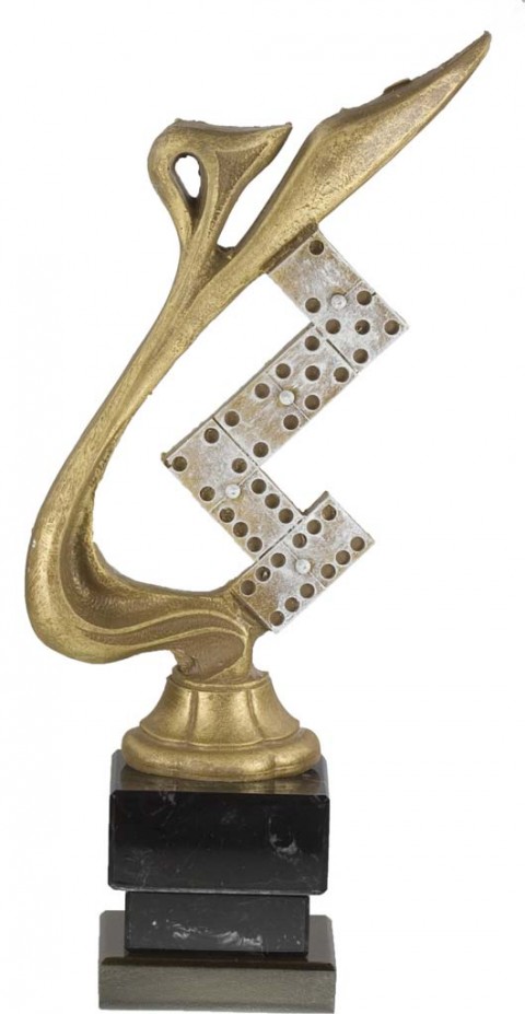 trofeo resina domino 25 cm.