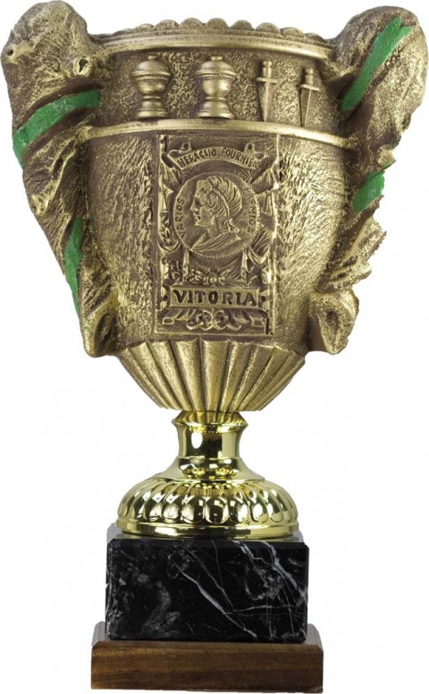 trofeo resina cartas 25 cm.