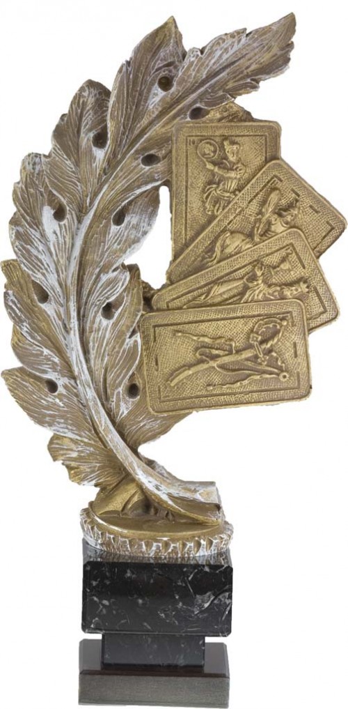 TROFEO RESINA CARTAS 34 cm.