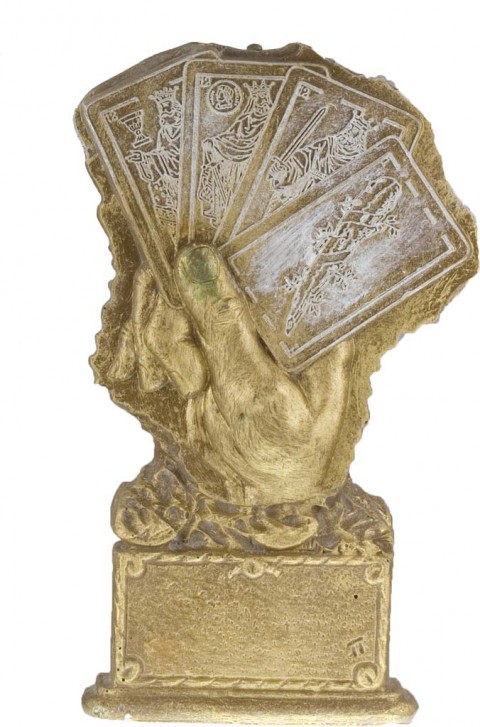 trofeo resina cartas 19 cm.