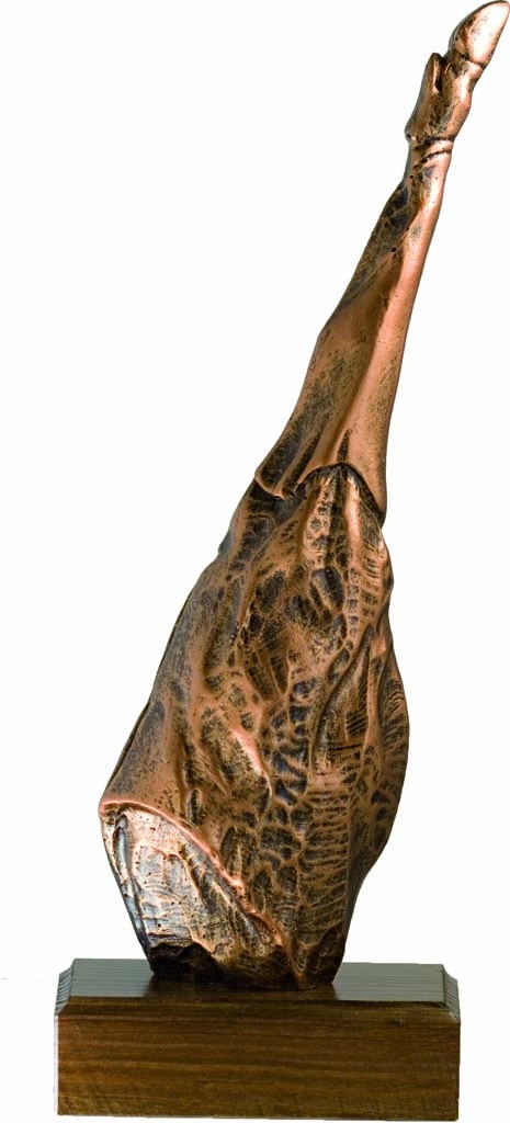 trofeo resuna cocina jamon 29 cm. acabado en oro