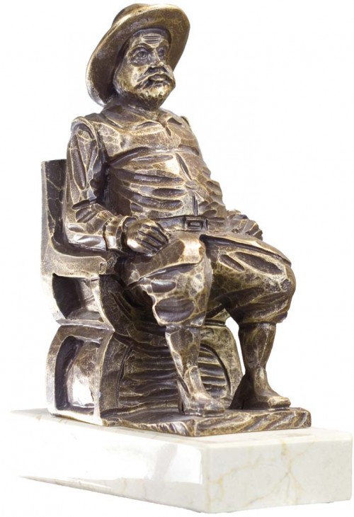 TROFEO RESINA LITERATURA 23 cm.