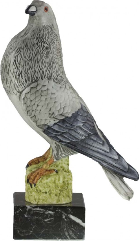 trofeo resina palomas 27 cm.