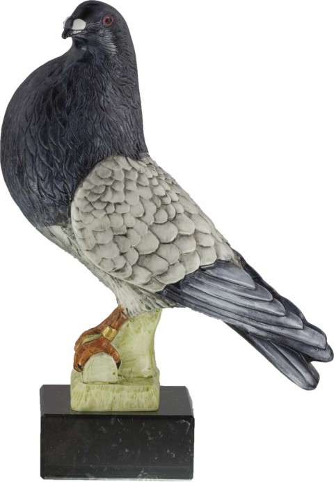 trofeo resina palomas 29 cm.