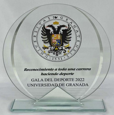 trofeo cristal grabable en color con adorno espejo 18 cm