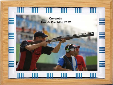 (135) placa de homenaje madera bambu 