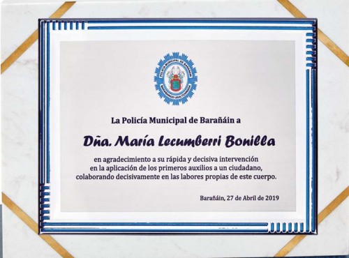 (138) PLACA DE HOMENAJE SOPORTE DE MARMOL 