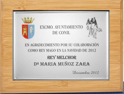 (141) placa de homenaje madera bambu 