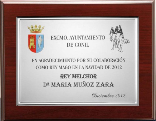 (141) PLACA DE HOMENAJE MADERA PREMIUM