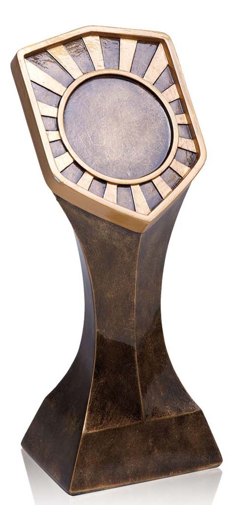 (257)  TROFEO RESINA CON APLIQUE  