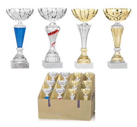 (34)  lote de 12 copas, 4 modelos de 3 alturas