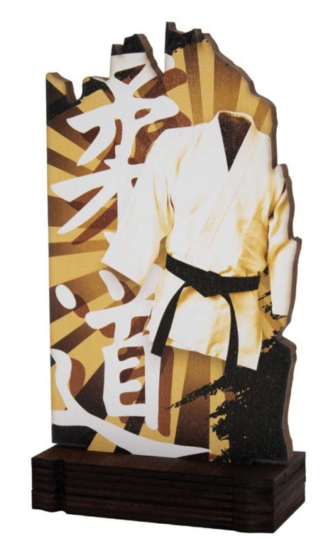 (248)  trofeo madera artes marciales